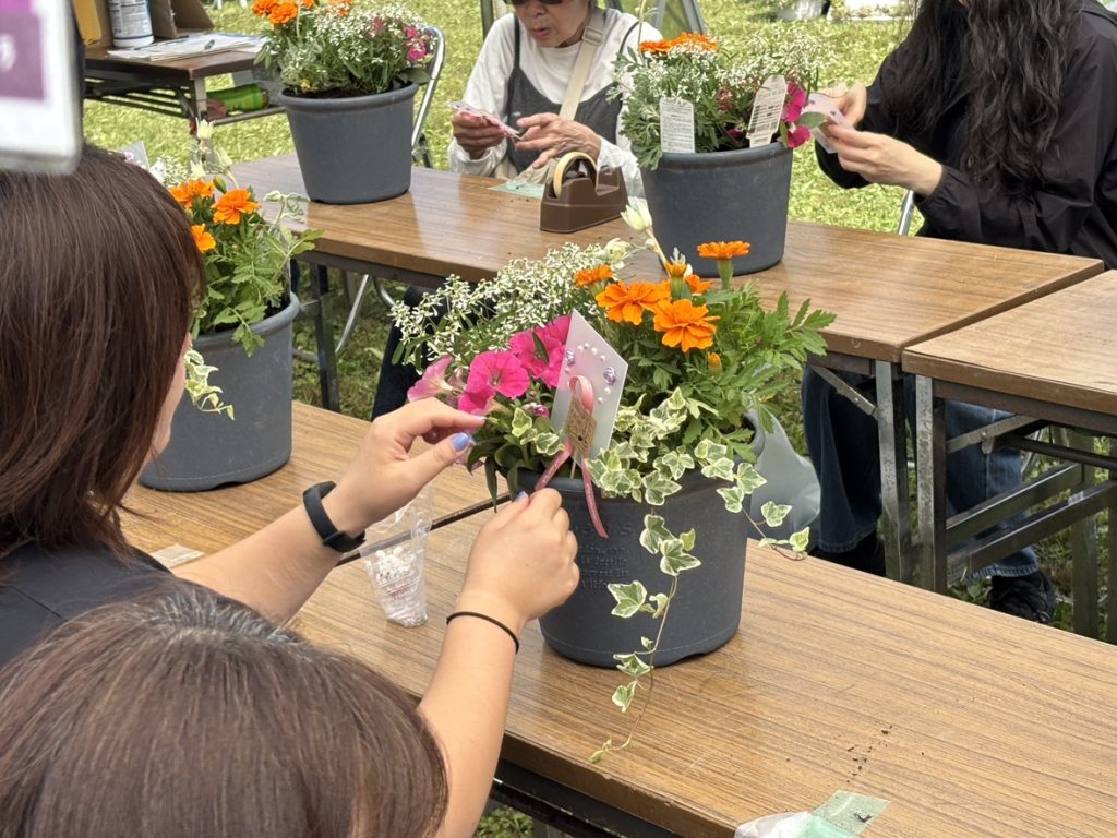 寄せ植え教室 イベント 淵野辺公園 ヒビヤカダンスタイル 花 公園 店長 親子