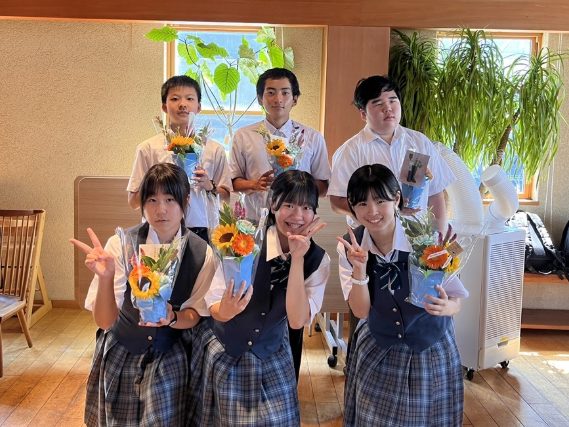 山形県西川中学校職場体験_集合写真