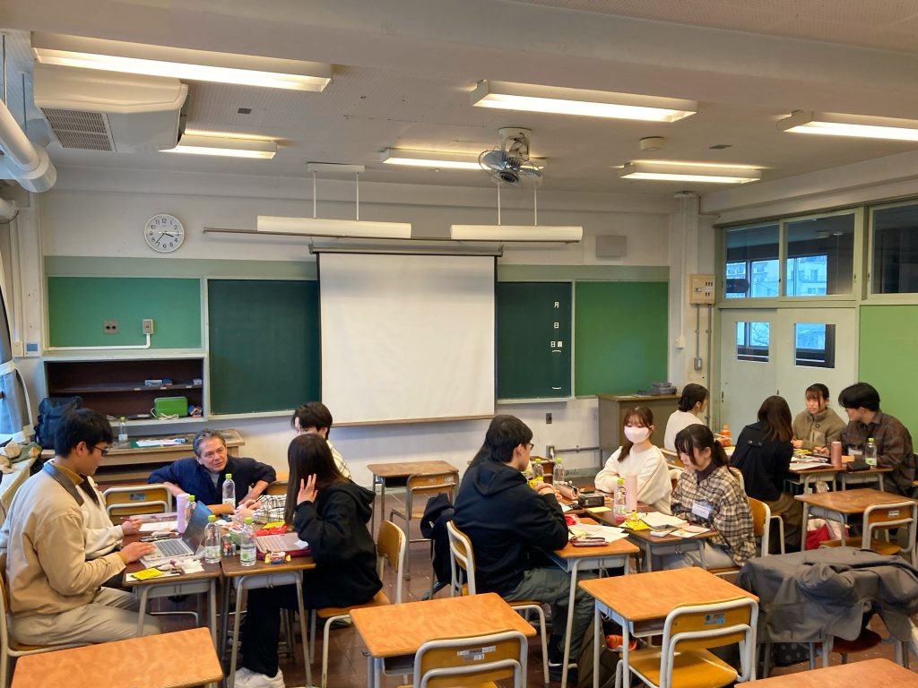 HOME/WORK VILLAGE
304教室
廃校利活用